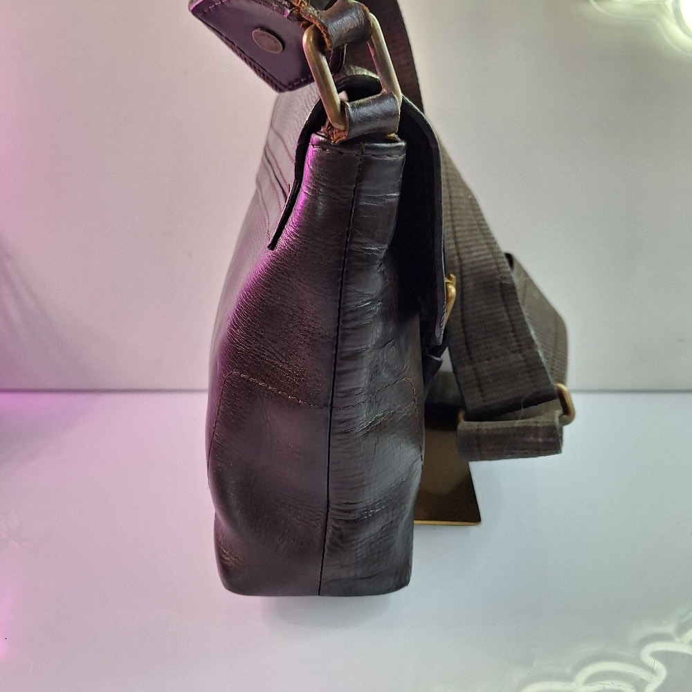 Brown Messenger Bag with Adjustable Strap and Flap Closure - Picture 4 of 10